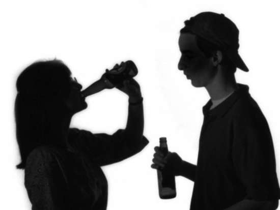 Научная статья по обществознанию - Тема: «Отклоняющееся поведение: социологический анализ причин.