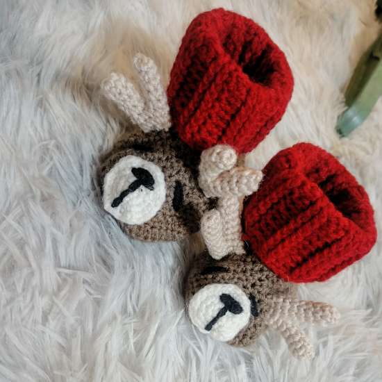 Мастер-класс по вязанию крючком пинеток "Оленята"